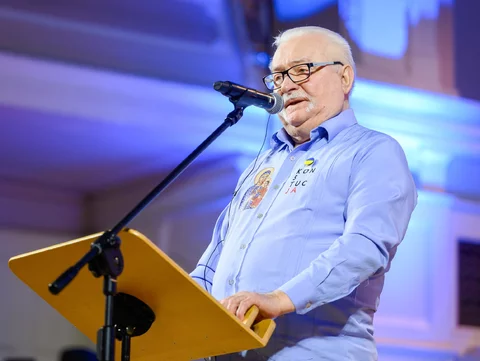 Lech Wałęsa chciał rozweselić Jana Pawła II, ale „palnął”. „Usłyszałem: synu, co ty mówisz?” Lech Wałęsa chciał rozweselić Jana Pawła II, ale „palnął”. „Usłyszałem: synu, co ty mówisz?”