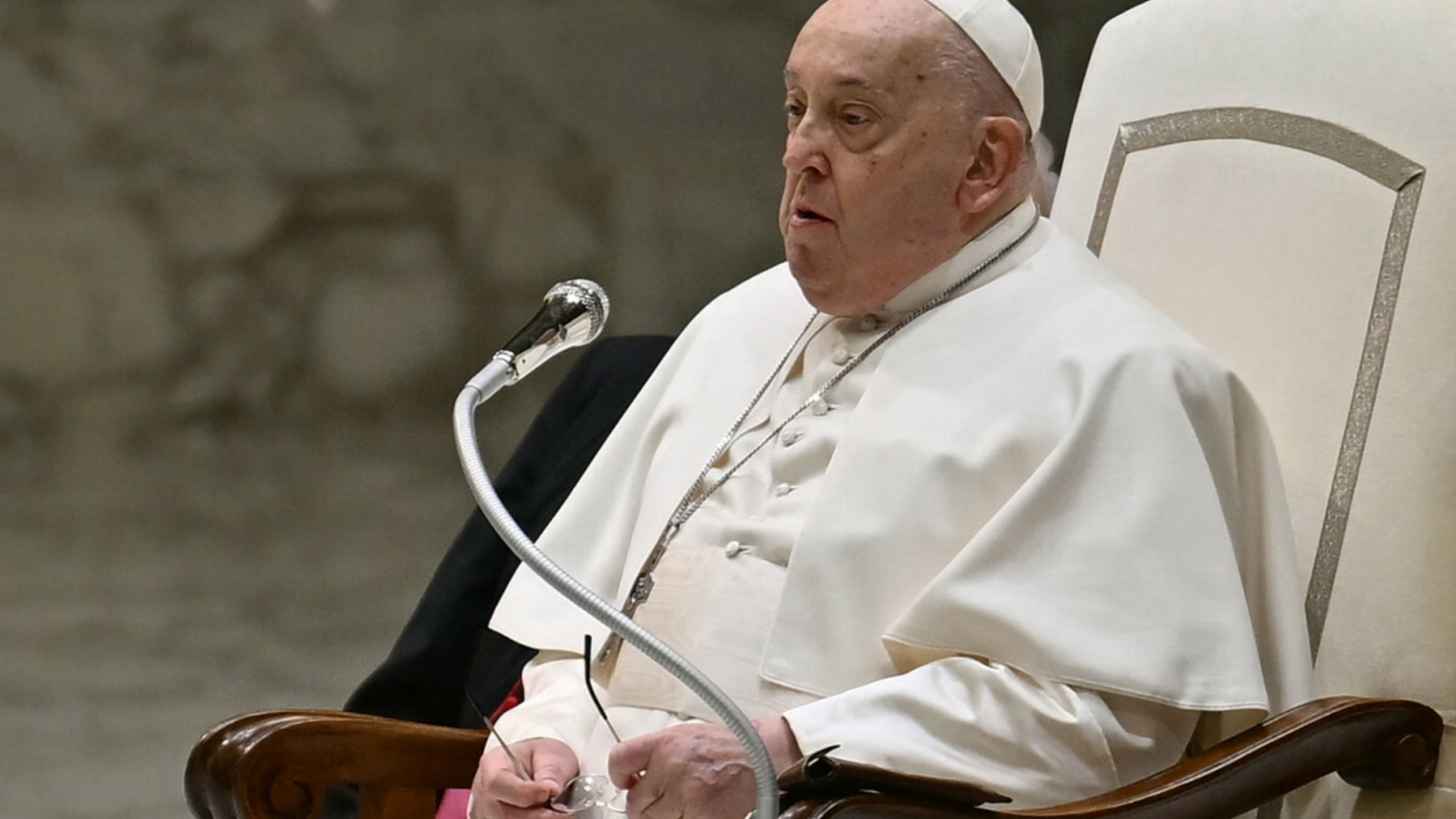 Papież Franciszek pisze o bólu i otwarciu na zmiany. „Ryzykujemy śmiercią” Papież Franciszek pisze o bólu i otwarciu na zmiany. „Ryzykujemy śmiercią”