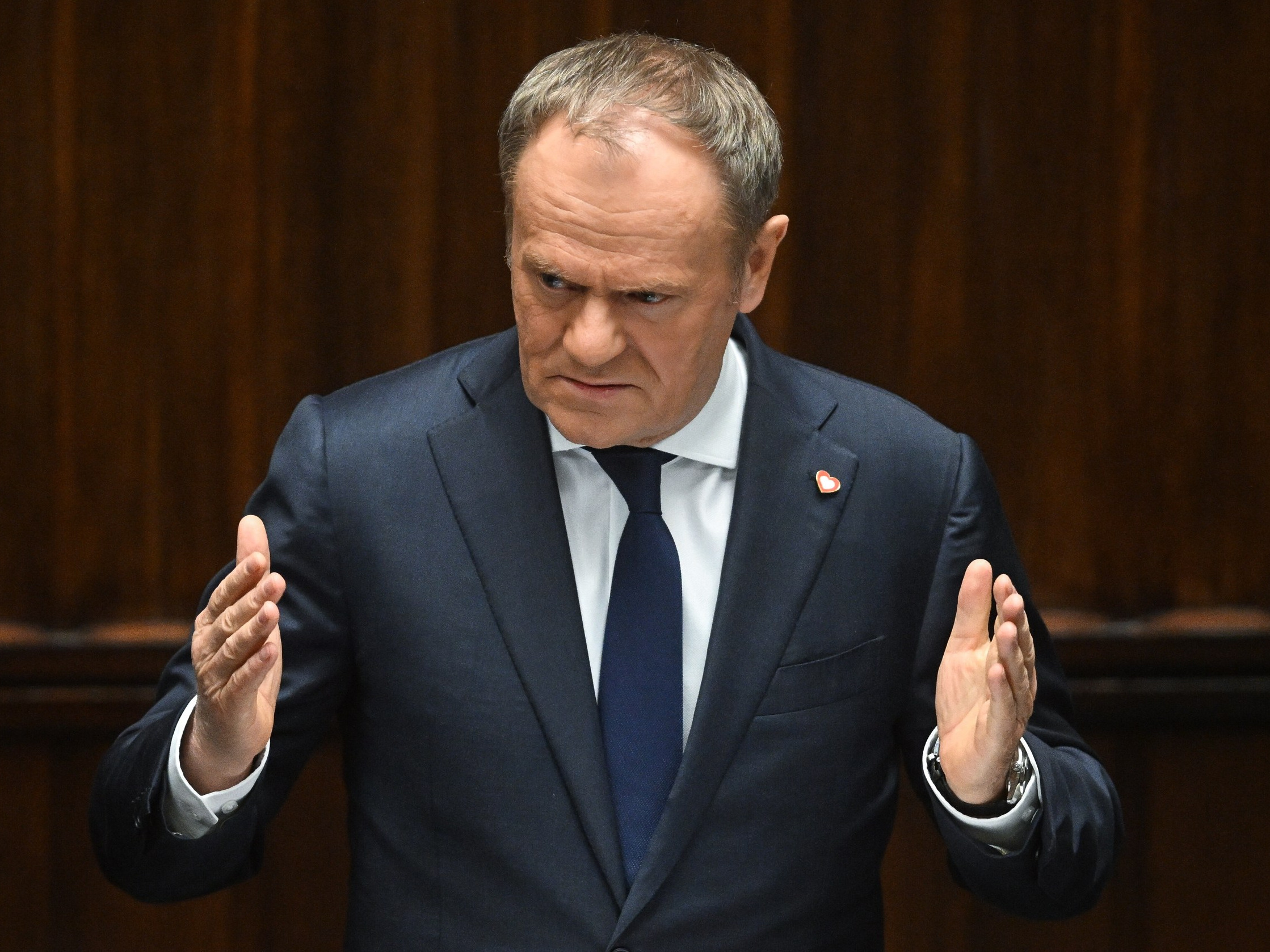 Tajemniczy wpis Donalda Tuska. „Widzę popłakujących polityków opozycji” Tajemniczy wpis Donalda Tuska. „Widzę popłakujących polityków opozycji”