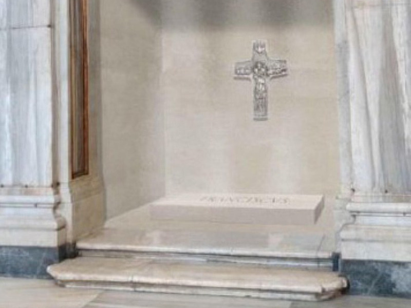 Ciało papieża Franciszka spocznie poza Watykanem. Pokazano projekt grobowca Ciało papieża Franciszka spocznie poza Watykanem. Pokazano projekt grobowca