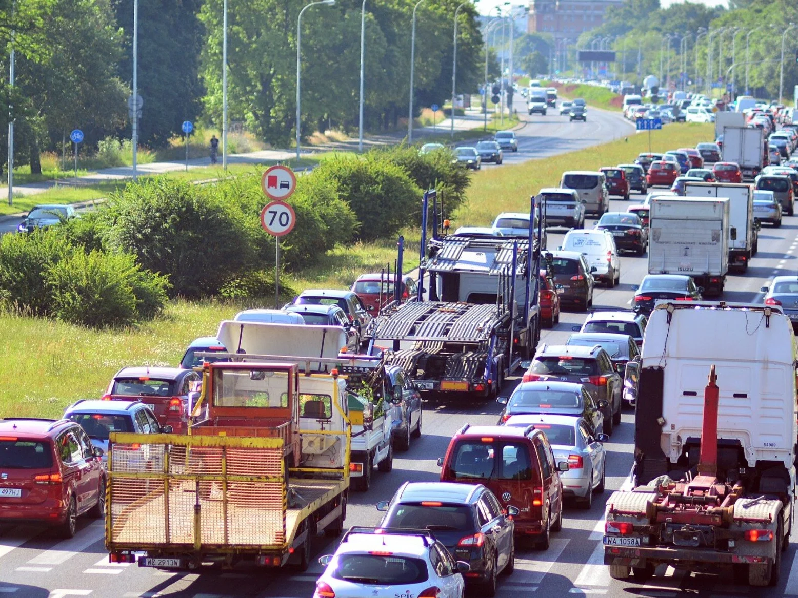 Korek na A1. Służby szukają kilkudziesięciu kierowców Korek na A1. Służby szukają kilkudziesięciu kierowców