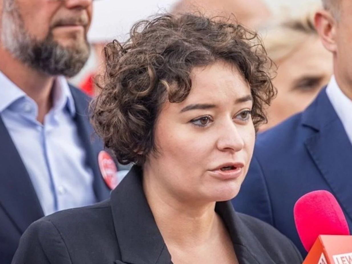 Ostre spięcie w Lewicy. Żukowska chce usunąć senatora z klubu Ostre spięcie w Lewicy. Żukowska chce usunąć senatora z klubu