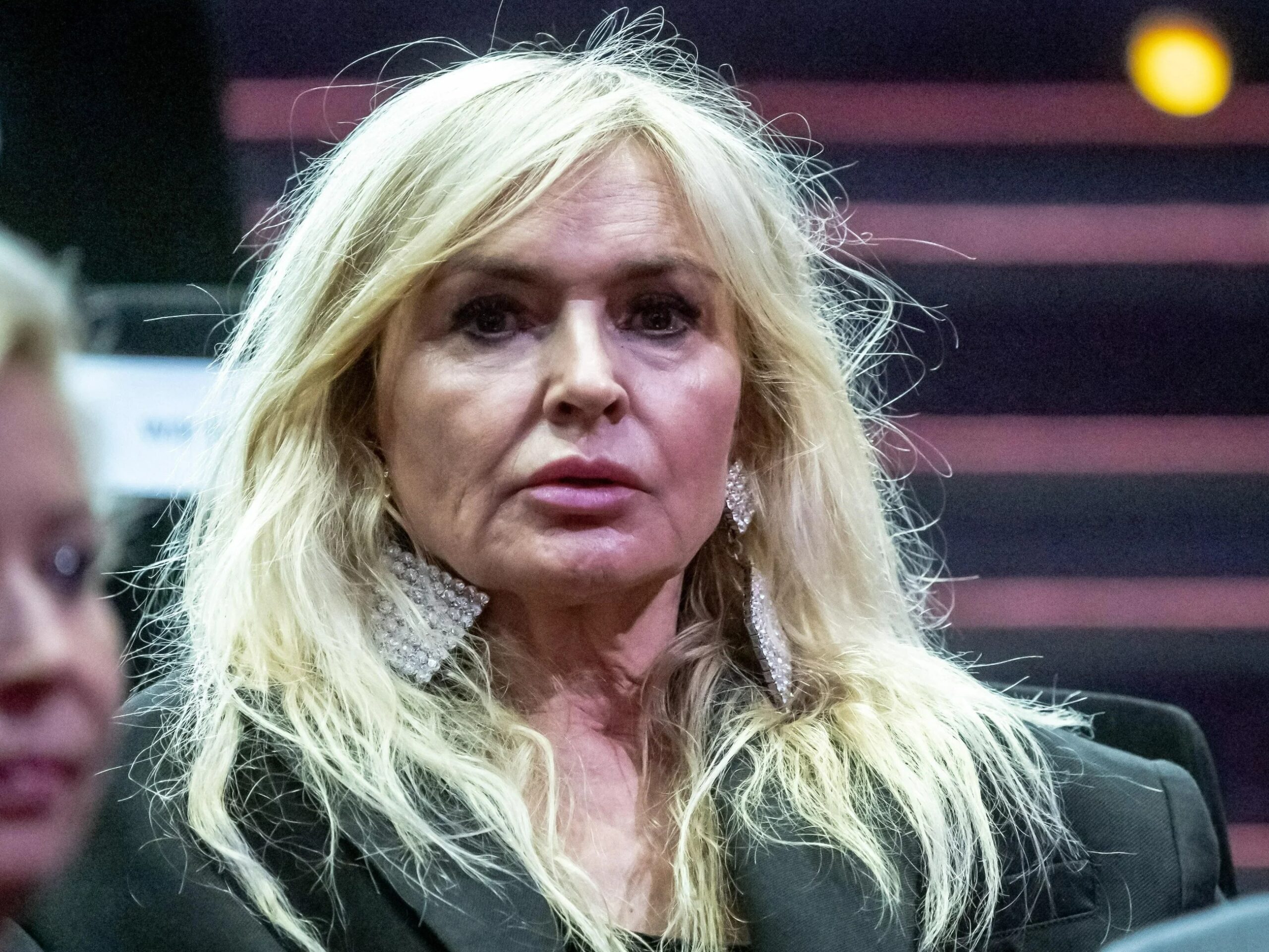 Niespodziewane zakończenie „Kropki nad i”. Olejnik zaskoczyła Niespodziewane zakończenie „Kropki nad i”. Olejnik zaskoczyła