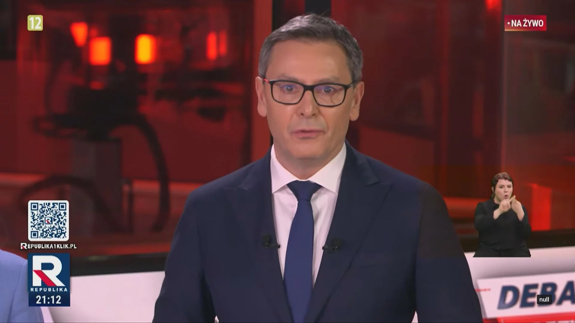 Pytanie z tezą podczas debaty w TV Republika. „Długo wytrzymali” Pytanie z tezą podczas debaty w TV Republika. „Długo wytrzymali”